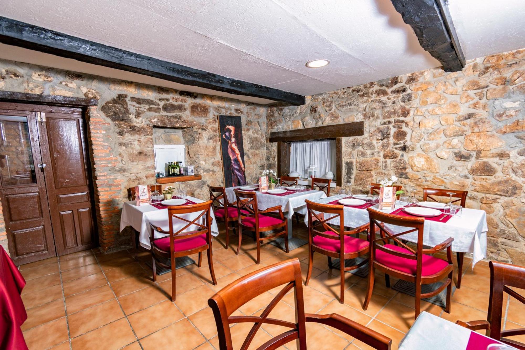 Albergue Santa Marina Buelna Eksteriør bilde