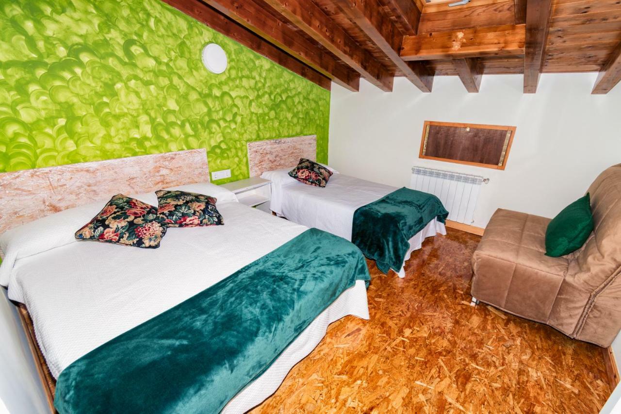 Albergue Santa Marina Buelna Eksteriør bilde
